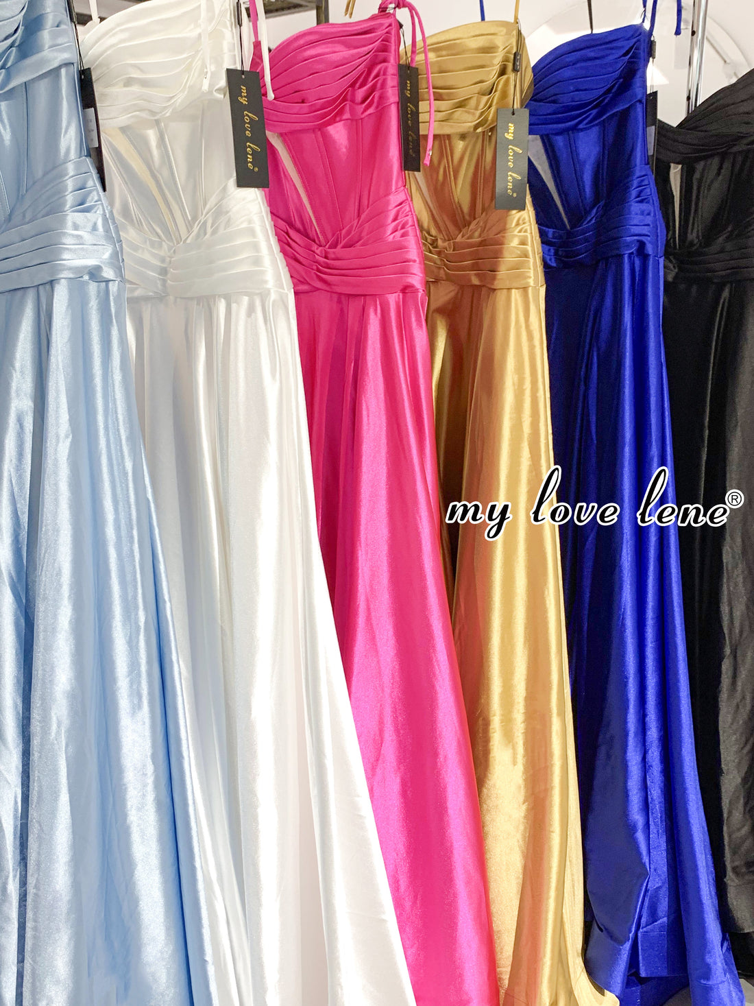 The Timeless Appeal of a Simple Satin Prom Dress: A Sustainable Choice for Any Occasion