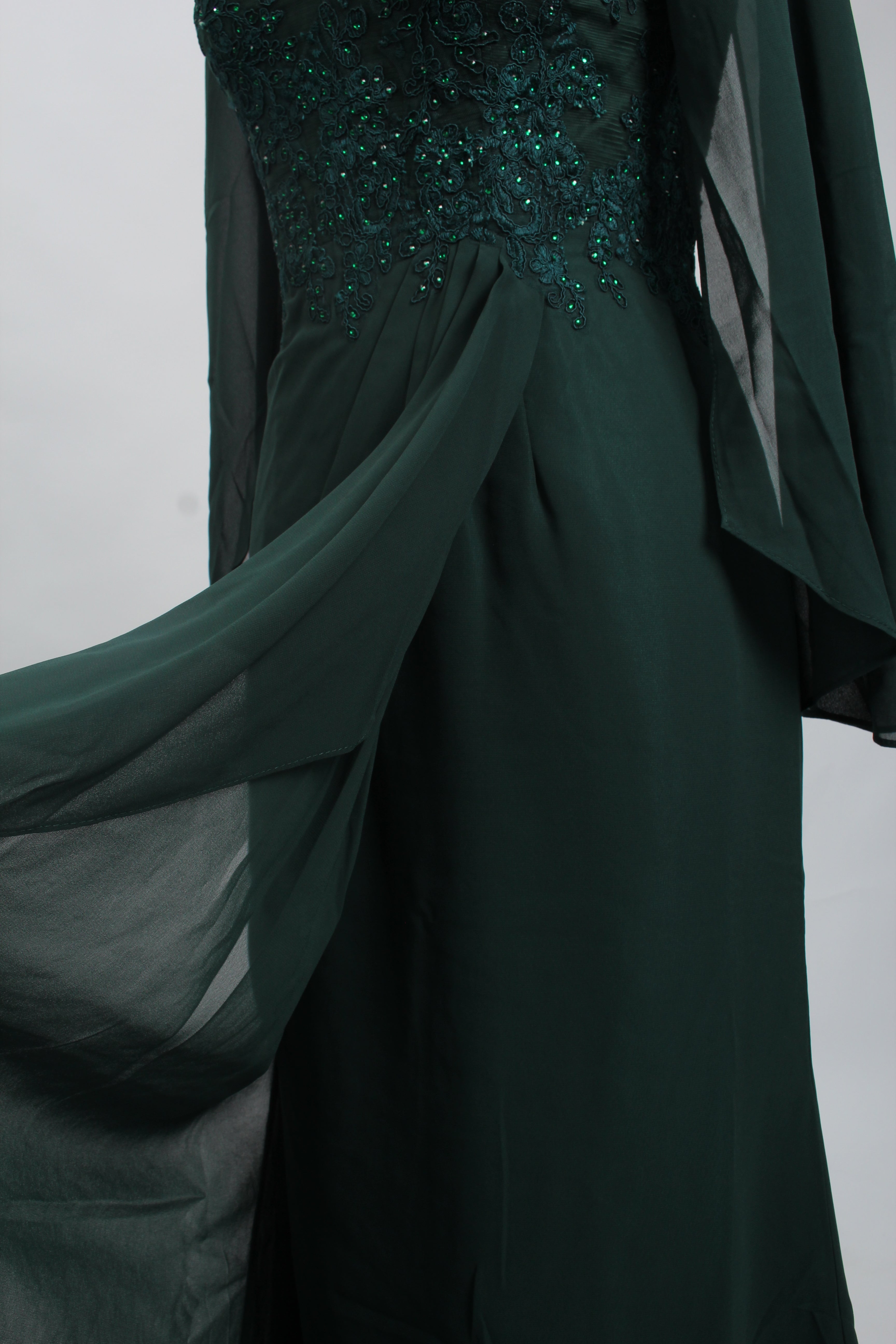 Wholesale Emerald Lace-Sleeve Mother-of-the-Bride Gown 32700