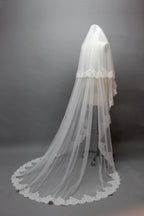 Enchanting Lace Veil - Adding Romance and Elegance to Your Wedding