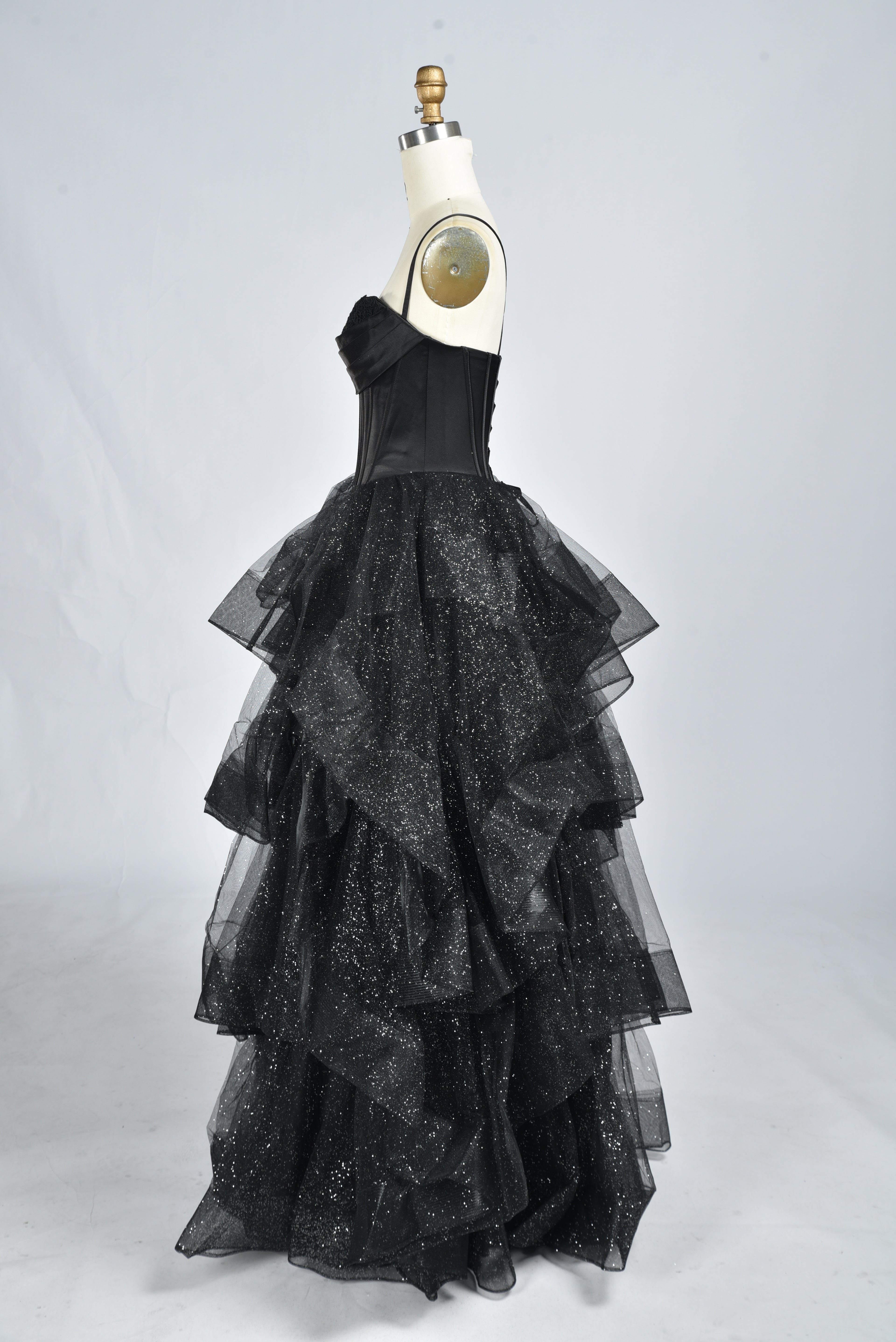 Wholesale Black Sequin Ruffled Spaghetti-Strap Evening Gown 33337